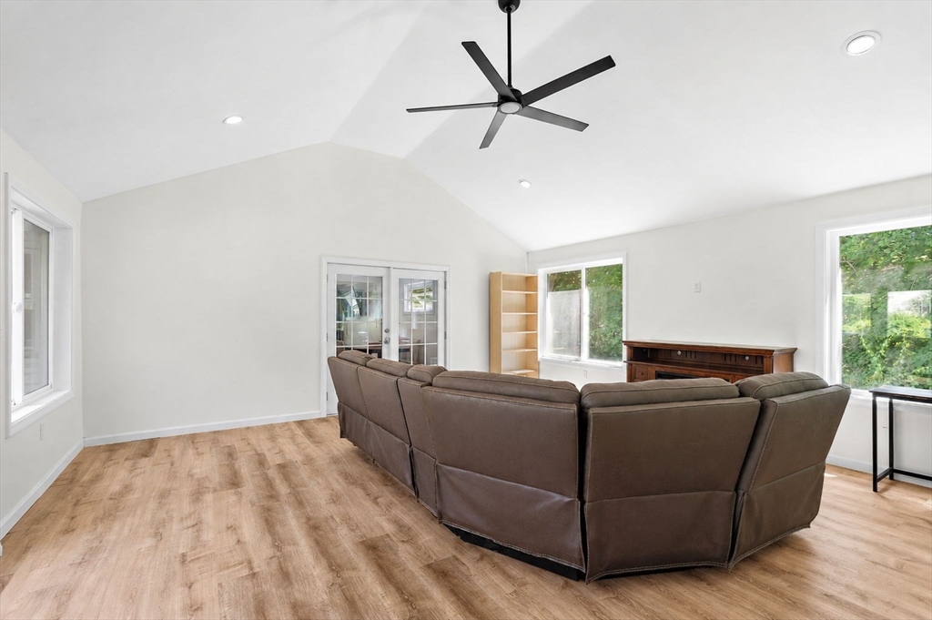 75 Proctor Road Chelmsford, MA 01824 - Photo 12 of 34