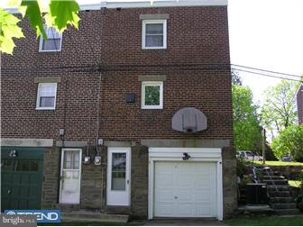 564 Pedley Road Philadelphia, PA 19128 - Photo 2 of 12 Exterior Back