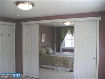 564 Pedley Road Philadelphia, PA 19128 - Photo 9 of 12 Bedroom - Main