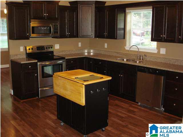 937 11th Street Pleasant Grove, AL 35127 - Photo 5 of 13
