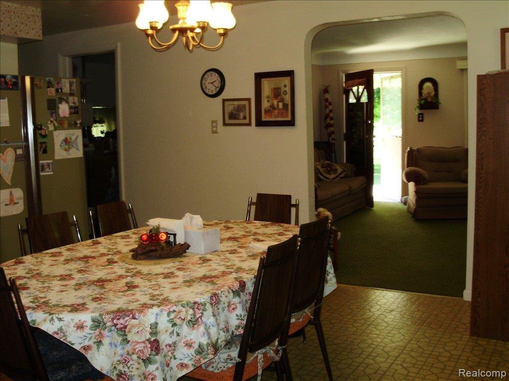 1990 North Baldwin Road Oxford, MI 48371 - Photo 4 of 6 Jenny's house 004