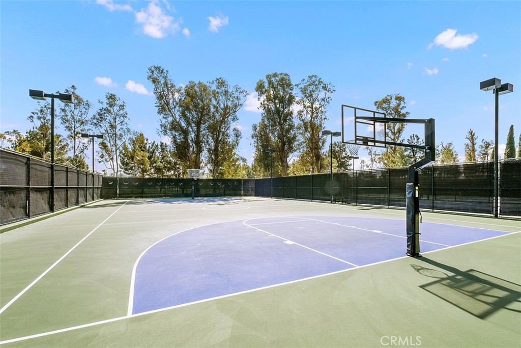 86 Townsend Irvine, CA 92620 - Photo 40 of 48 a view of a tennis court
