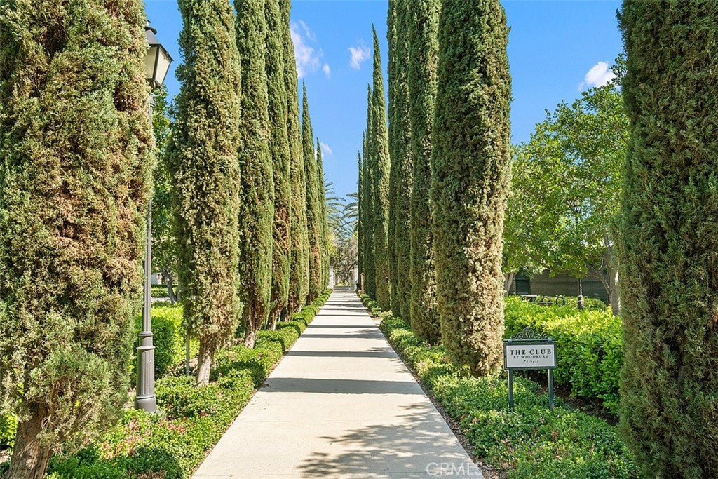 86 Townsend Irvine, CA 92620 - Photo 43 of 48 a view of a garden