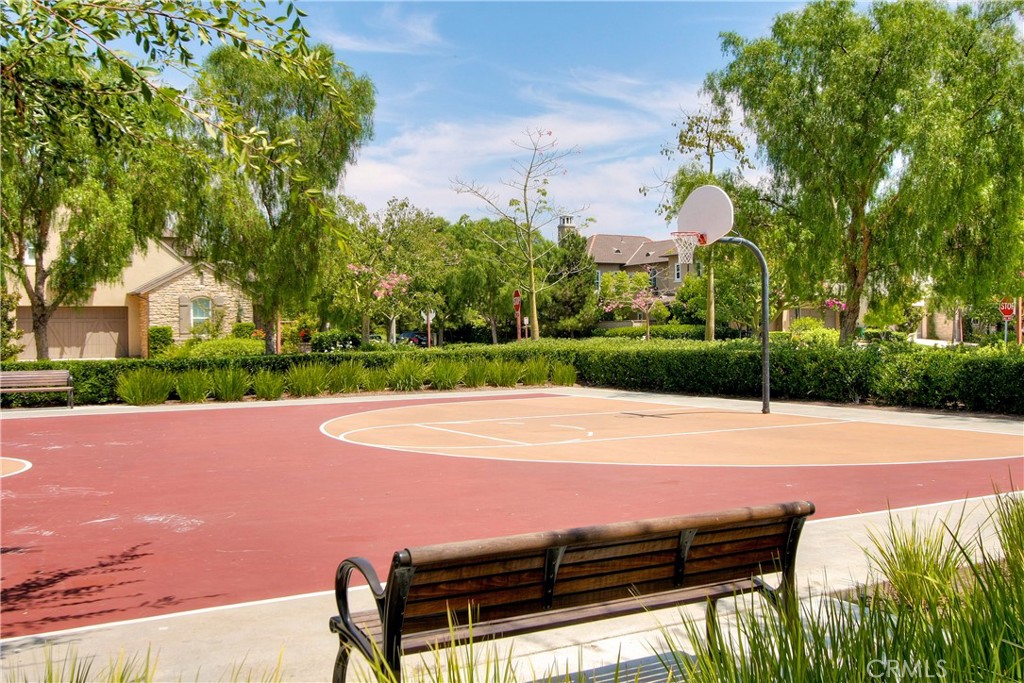 86 Townsend Irvine, CA 92620 - Photo 46 of 48 a view of a tennis court