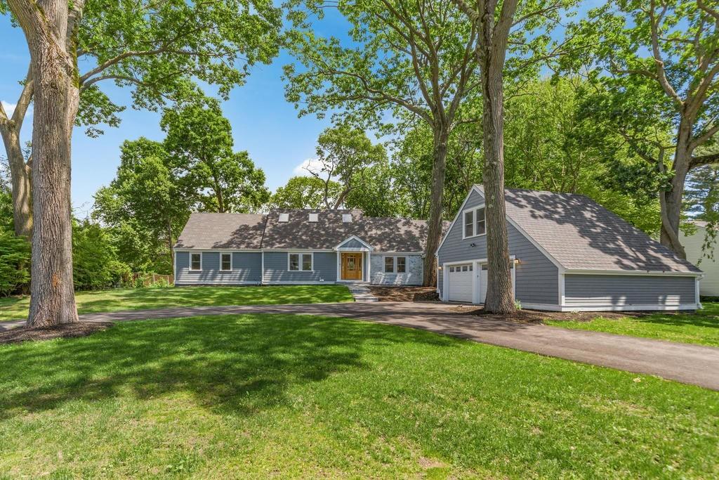 51 Spring Valley Road Belmont, MA 02478 - Photo 5 of 42