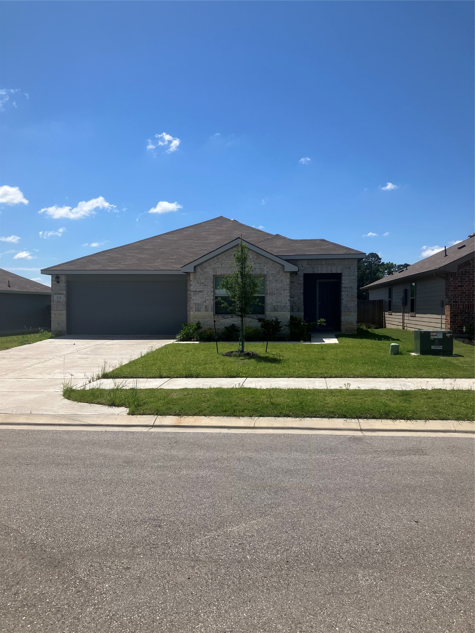 232 Blanco Drive Huntsville, TX 77340 - Photo 3 of 15