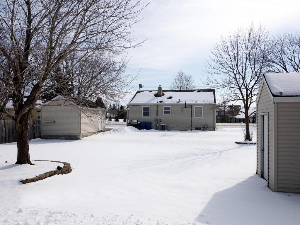 1233 Parallel Street Chaska, MN 55318 - Photo 15 of 16