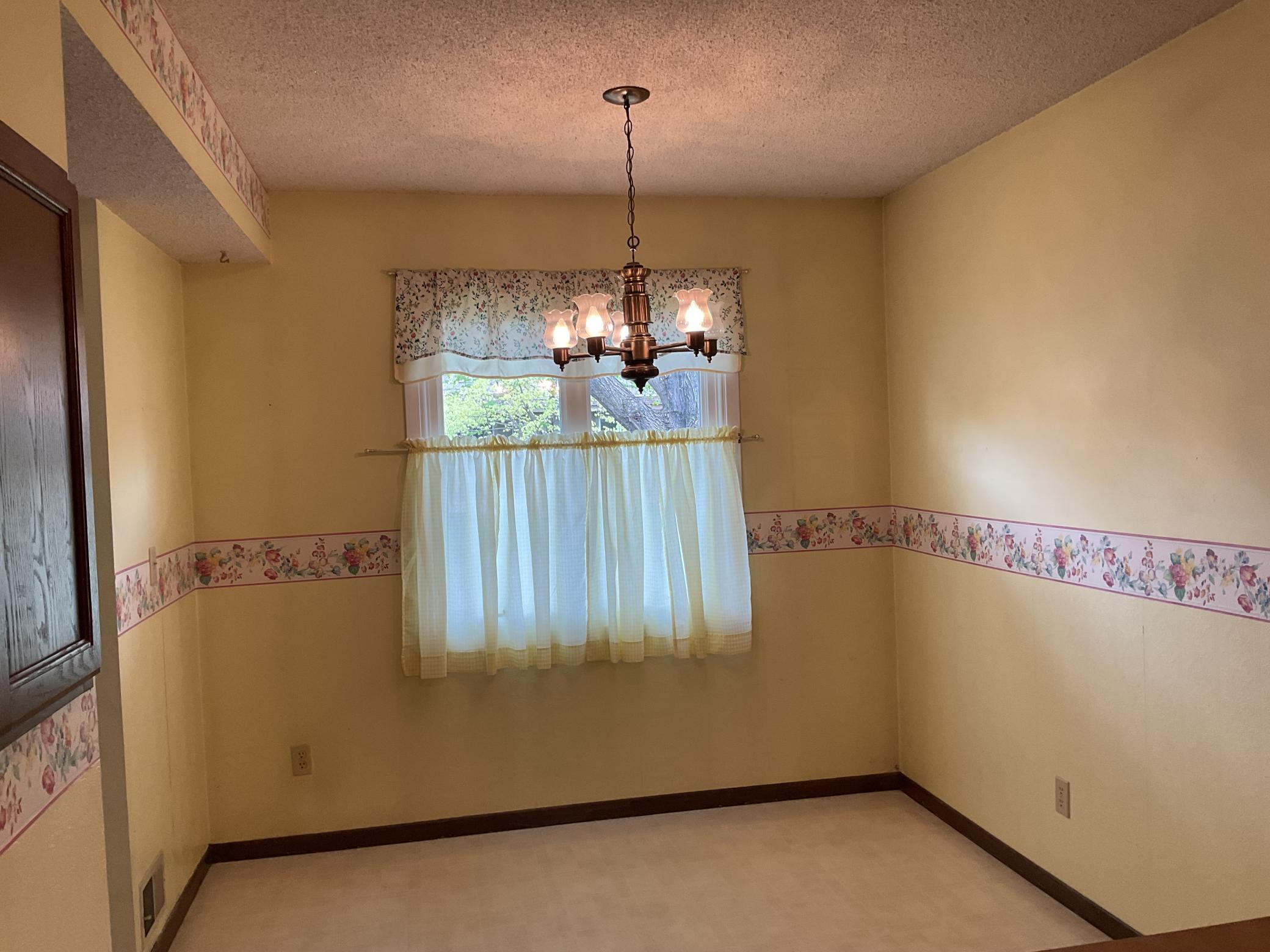 4711 Lund Point Eagan, MN 55122 - Photo 11 of 25