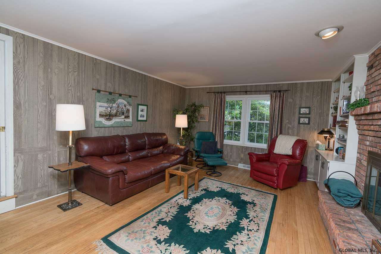 44 Huntersfield Road Bethlehem, NY 12054 - Photo 15 of 33 Photo 15