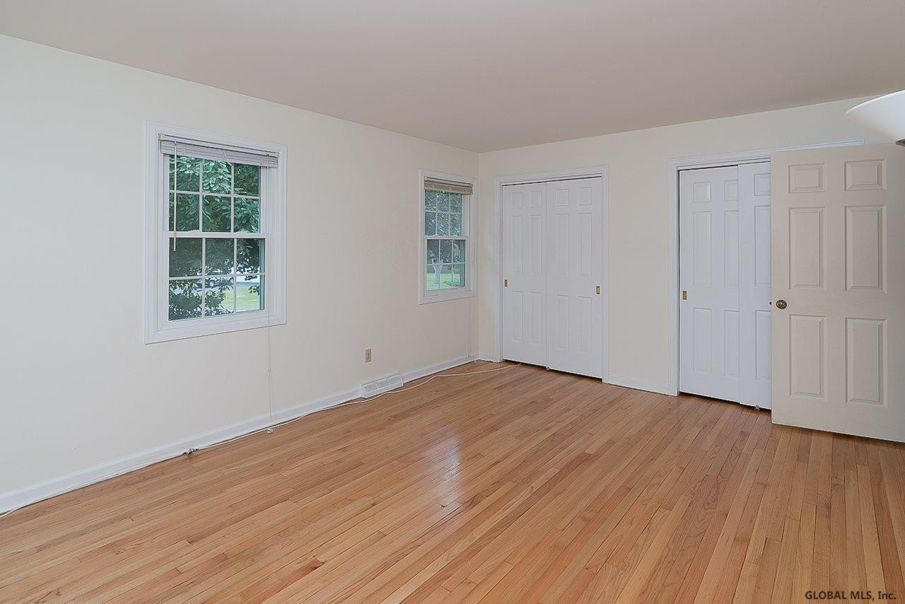 44 Huntersfield Road Bethlehem, NY 12054 - Photo 26 of 33 Photo 26