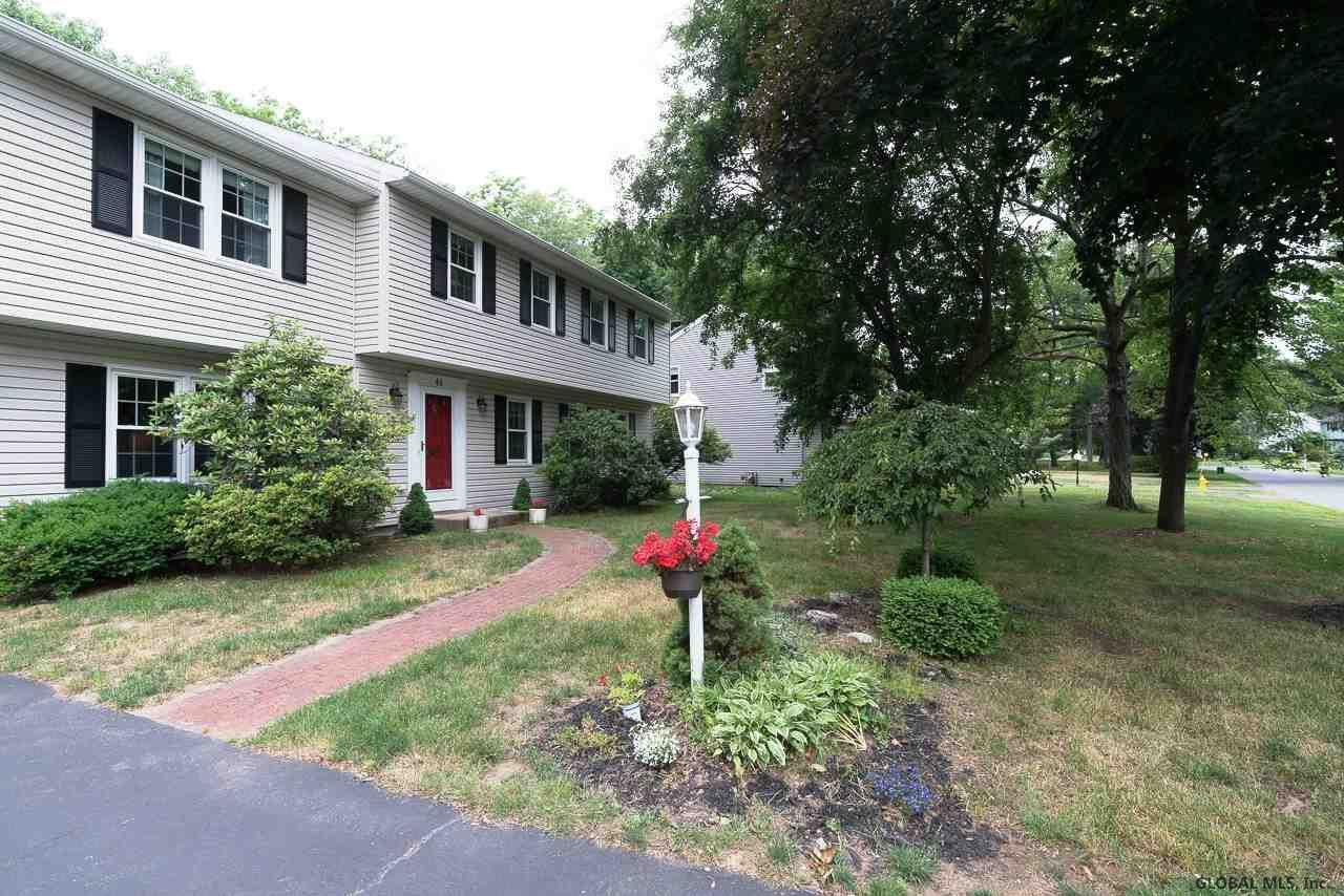 44 Huntersfield Road Bethlehem, NY 12054 - Photo 3 of 33 Photo 3