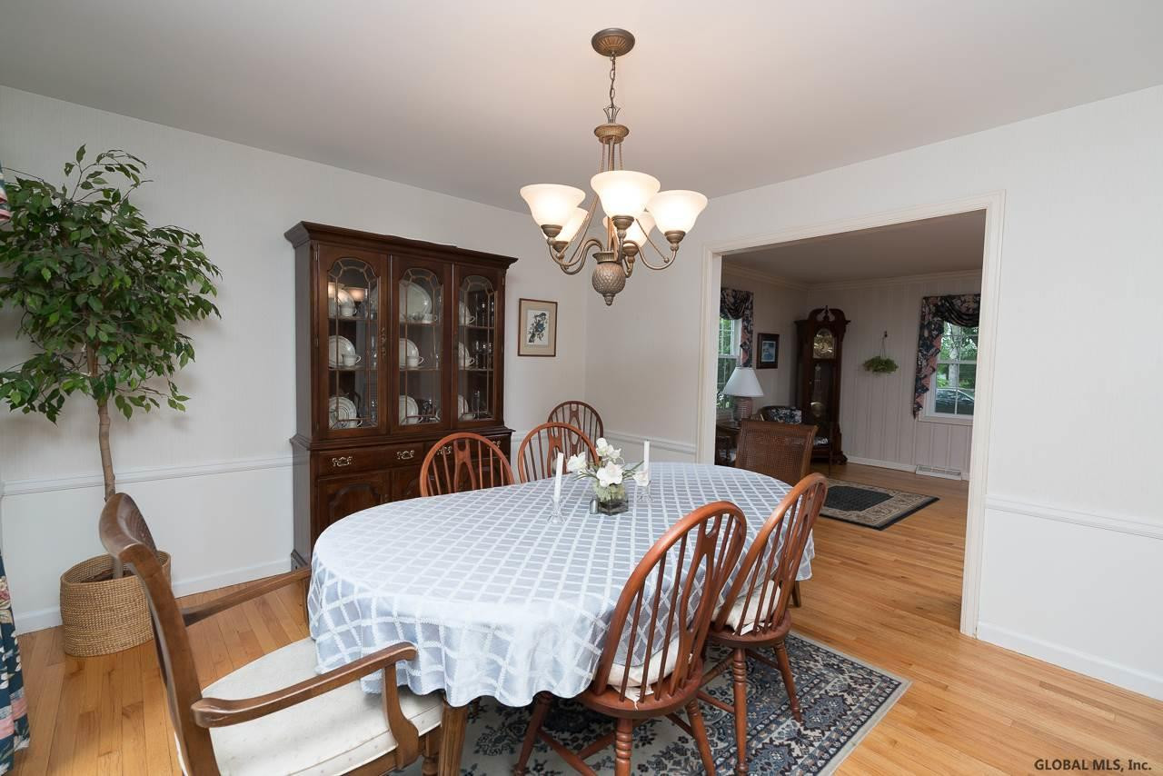 44 Huntersfield Road Bethlehem, NY 12054 - Photo 8 of 33 Photo 8