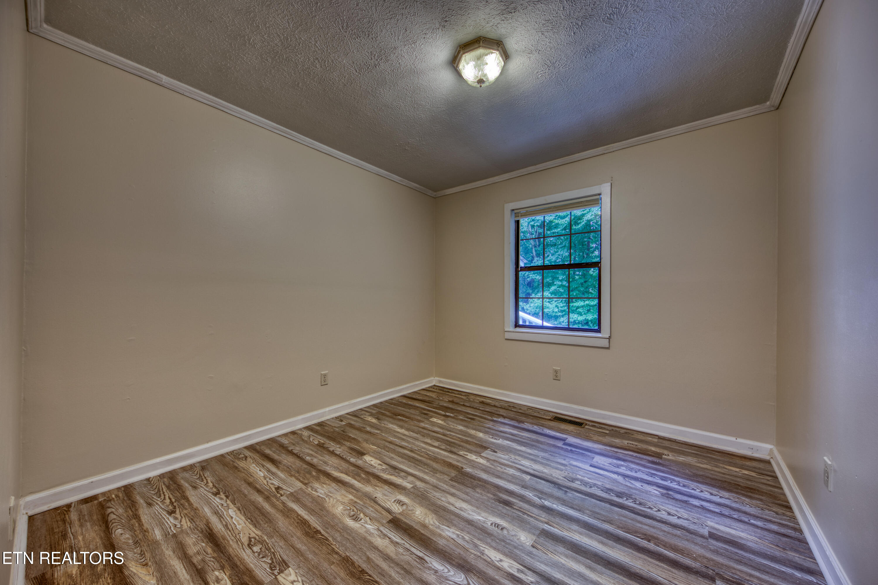 1116 Middle Ridge Road Sevierville, TN 37862 - Photo 18 of 39 0H3A9636_12