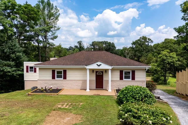 $699,900 | 782 Shipyard Road, Shenandoah, VA 22849