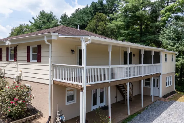 $699,900 | 782 Shipyard Road, Shenandoah, VA 22849