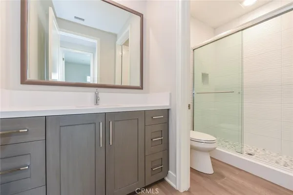 $6,750 | 121 Linda Vista, Irvine, CA 92618