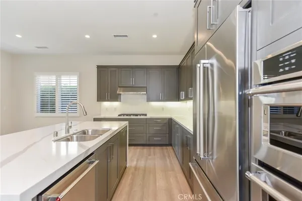 $6,750 | 121 Linda Vista, Irvine, CA 92618