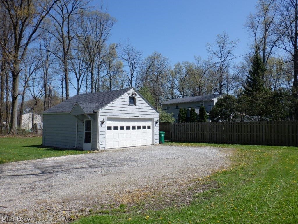 7281 Reynolds Road Mentor, OH 44060 - Photo 4 of 28 Gallery Image 4