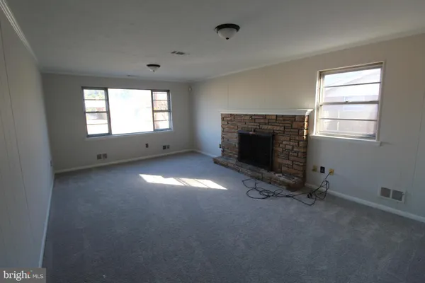 $380,000 | 7015 Dower House Road, Upper Marlboro, MD 20772