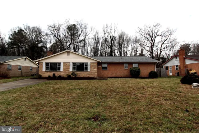 $380,000 | 7015 Dower House Road, Upper Marlboro, MD 20772