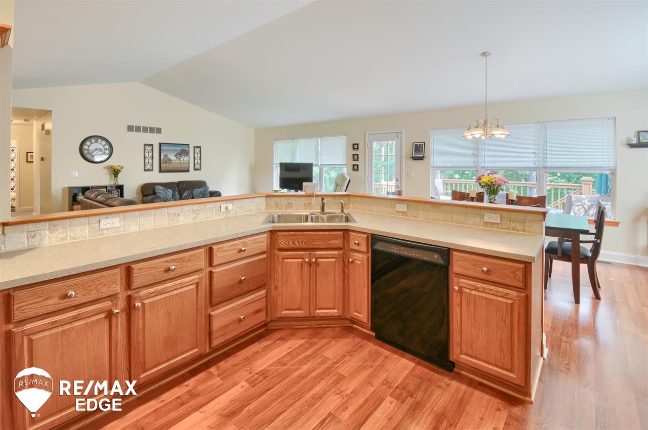12359 Miller Road Lennon, MI 48449 - Photo 14 of 38 31385543-13.JPG