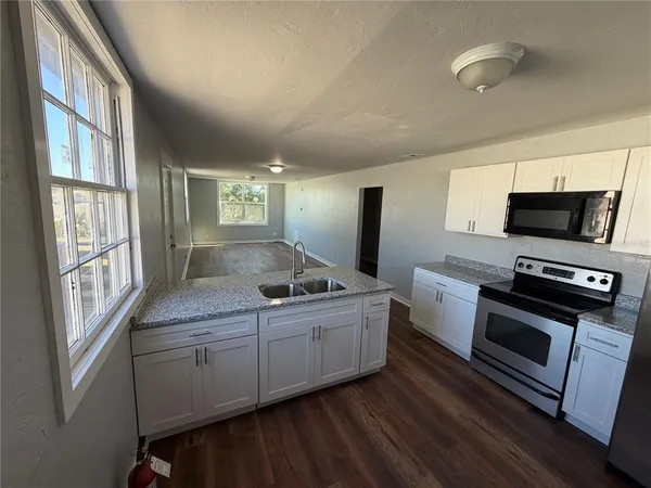 $275,000 | 325 South Franklin Street, Daytona Beach, FL 32114