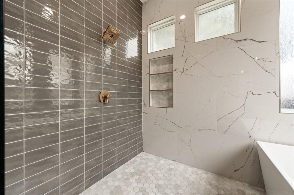 2092 Holt Way Grapevine, TX 76051 - Photo 19 of 40