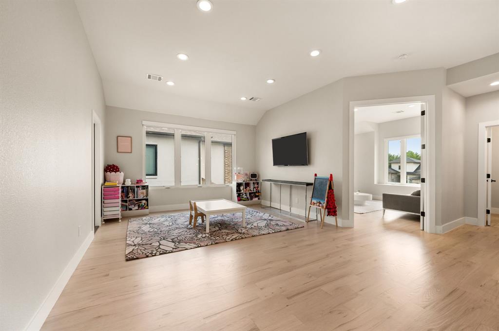 2092 Holt Way Grapevine, TX 76051 - Photo 27 of 40