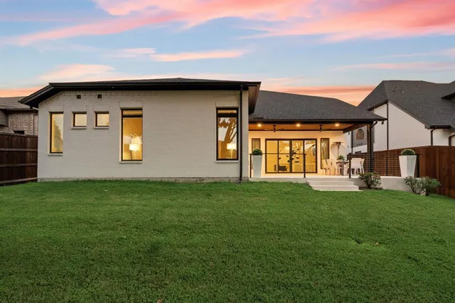 $1,399,000 | 2092 Holt Way, Grapevine, TX 76051