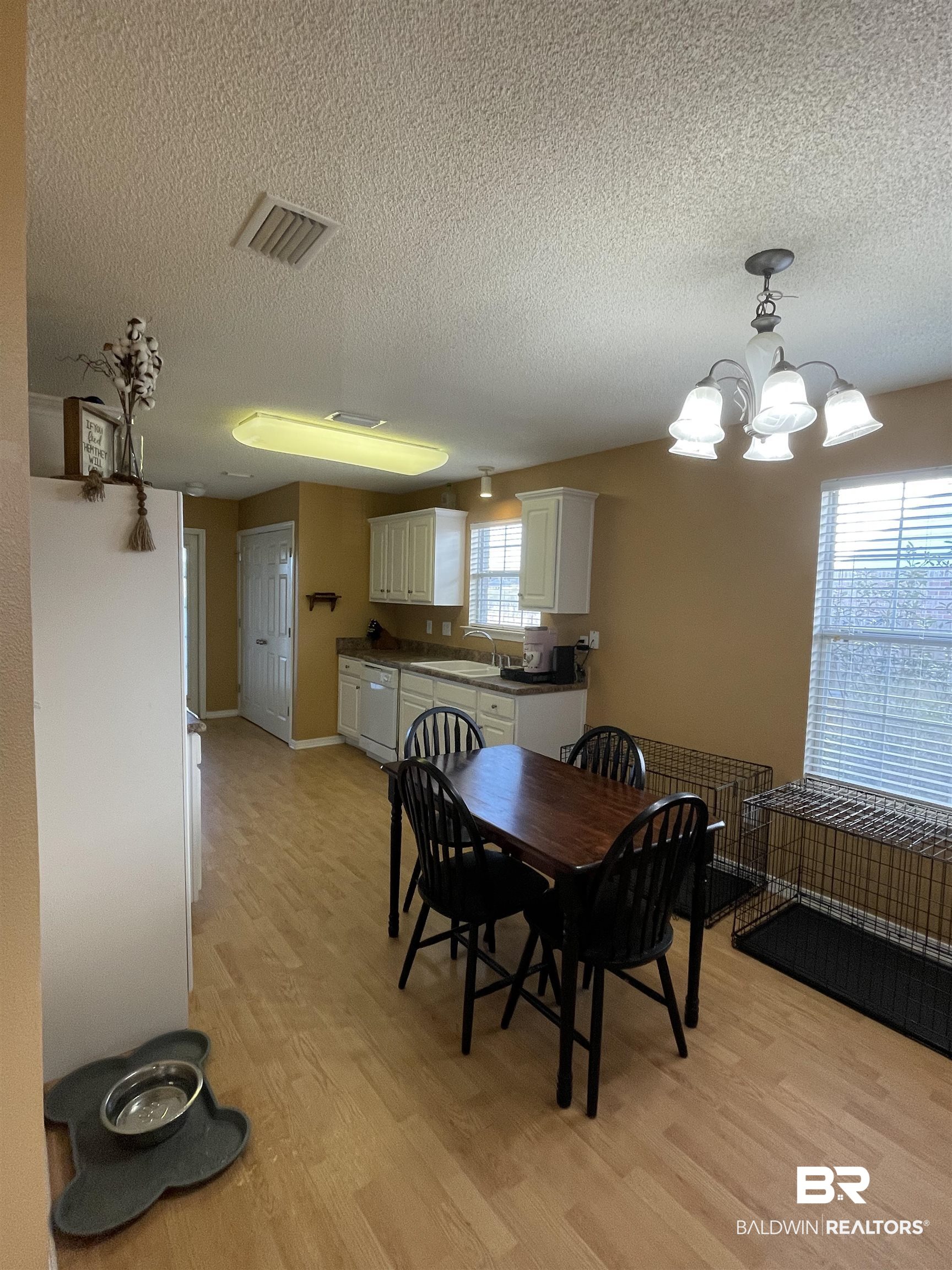 4009 Kendallbrook Loop Foley, AL 36535 - Photo 6 of 17 Dining & Kitchen Photo 3
