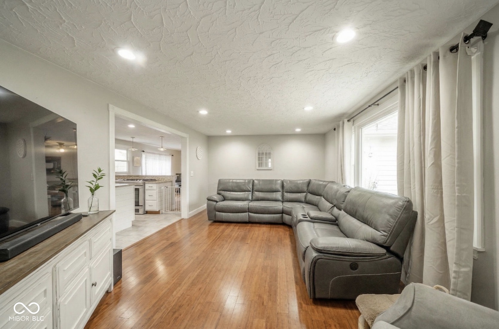 108 Ladino Lane Pendleton, IN 46064 - Photo 4 of 25