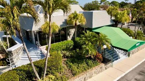 $162,500 | 18081 Southeast Country Club Drive, Unit 289, Jupiter, FL 33469