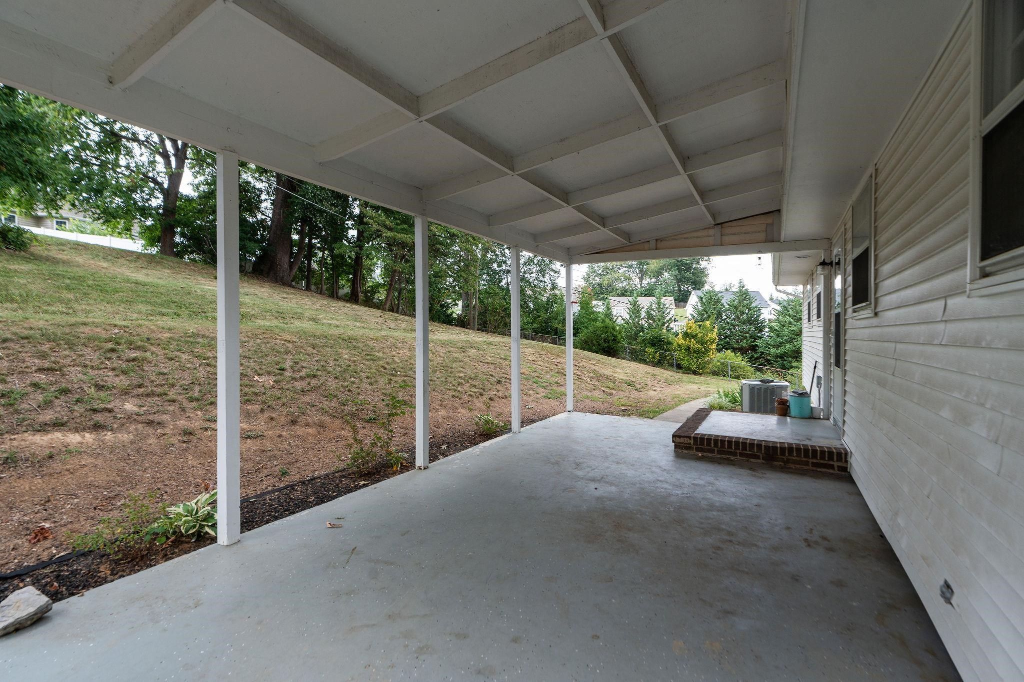 906 Ridgecrest Circle Staunton, VA 24401 - Photo 42 of 55