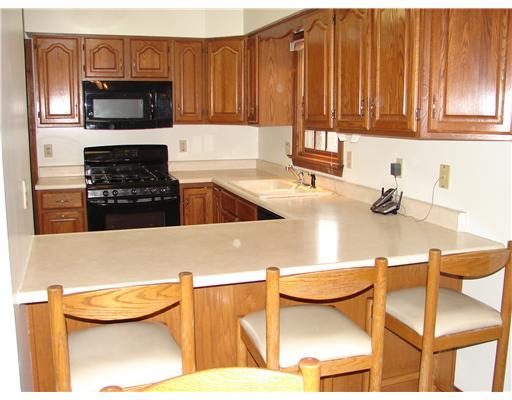 114 Rye Court McKees Rocks, PA 15136 - Photo 2 of 14 Kitchen.