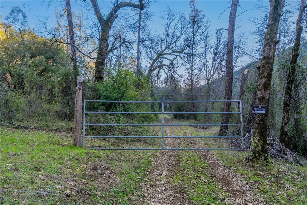 0 Crown Point Road Magalia, CA 95954 - Photo 39 of 39 a view of a wooden fence
