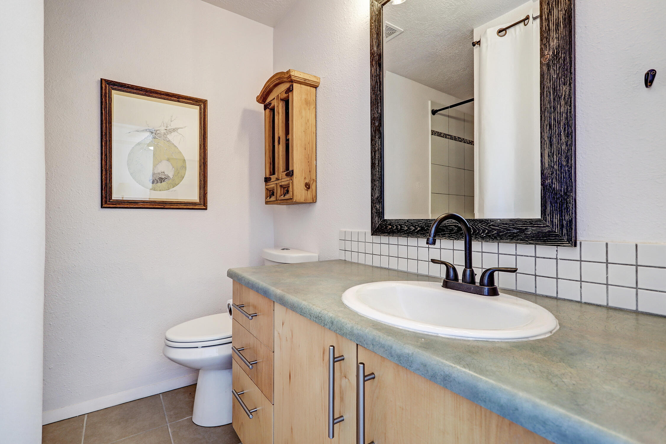 13246 Candelaria Road Northeast Albuquerque, NM 87112 - Photo 14 of 35 Gallery Image 14