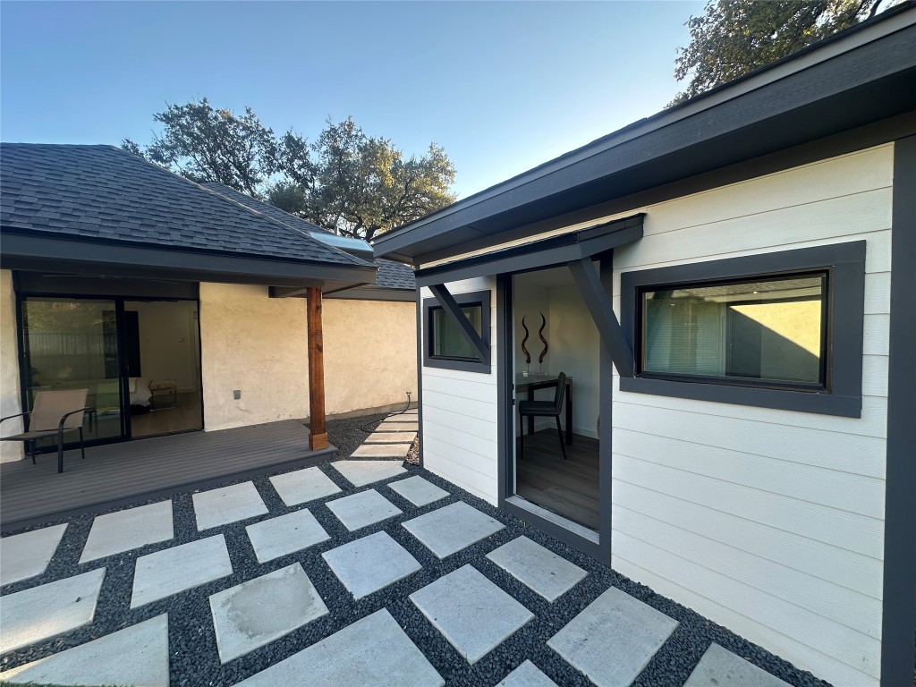 4910 Woodcreek Road Austin, TX 78749 - Photo 31 of 40