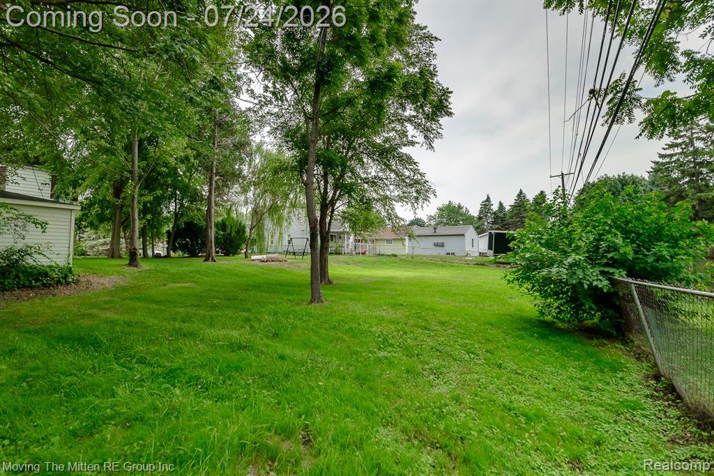 2037 Vivian Road Monroe, MI 48162 - Photo 29 of 39 Gallery Image 29