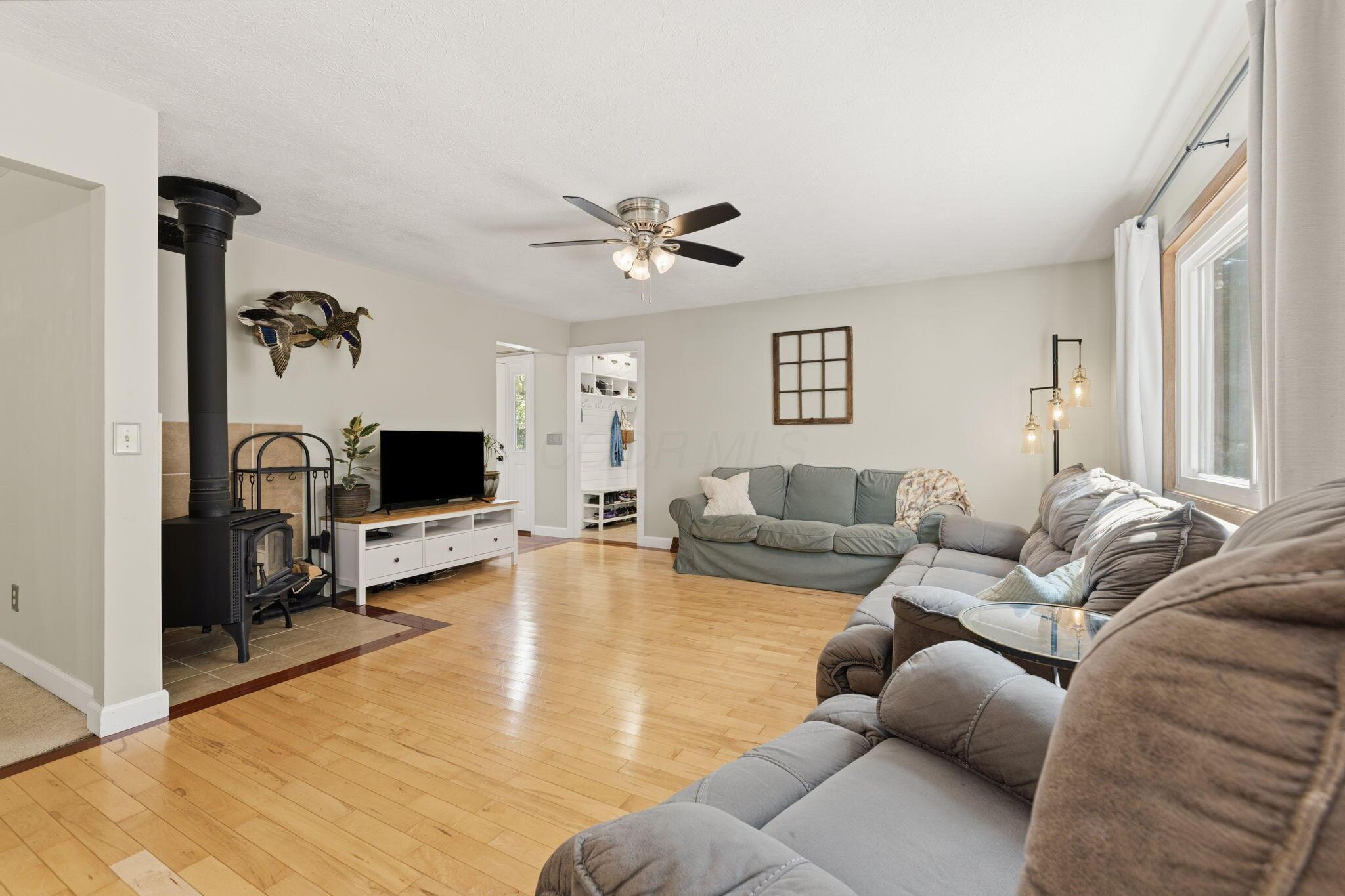 579 North County Line Road Sunbury, OH 43074 - Photo 20 of 74 41-web-or-mls-579NCountyLineRoad_Hommati