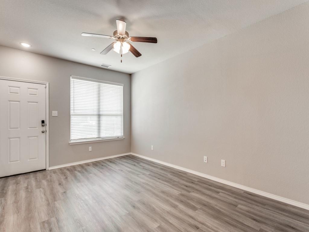 3405 Cricket Drive Denton, TX 76207 - Photo 3 of 25