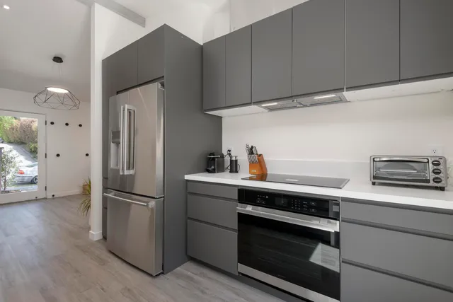 $5,510,000 | 1102-209 Del Mar Avenue, Santa Barbara, CA 93109