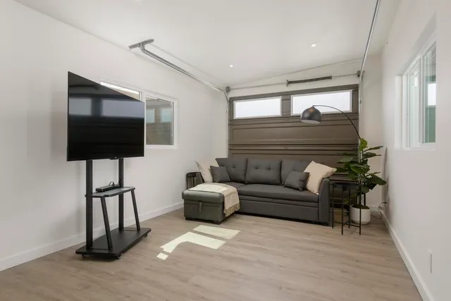 $5,510,000 | 1102-209 Del Mar Avenue, Santa Barbara, CA 93109