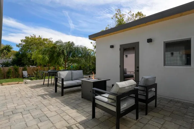 $5,510,000 | 1102-209 Del Mar Avenue, Santa Barbara, CA 93109