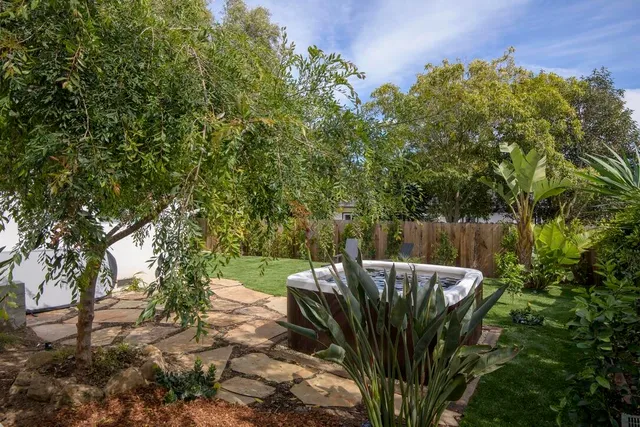 $5,510,000 | 1102-209 Del Mar Avenue, Santa Barbara, CA 93109