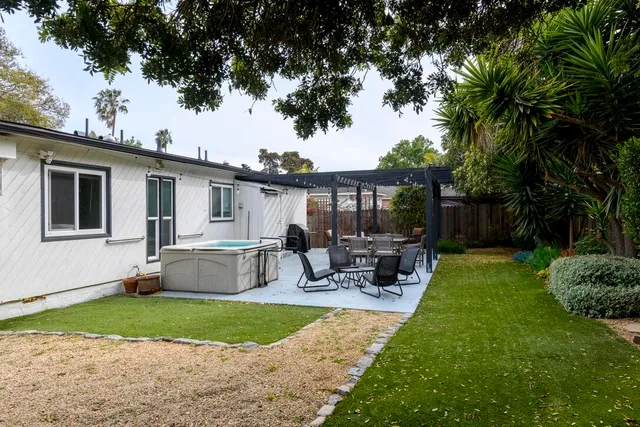 $5,510,000 | 1102-209 Del Mar Avenue, Santa Barbara, CA 93109