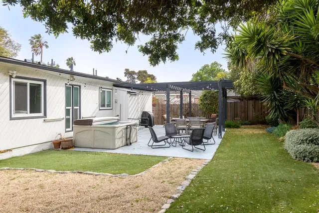 $5,510,000 | 1102-209 Del Mar Avenue, Santa Barbara, CA 93109