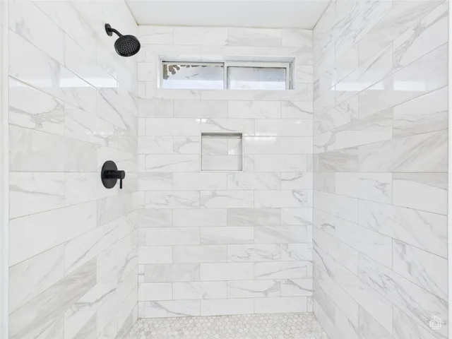 $329,000 | 6733 Sabrina Drive, Austin, TX 78747