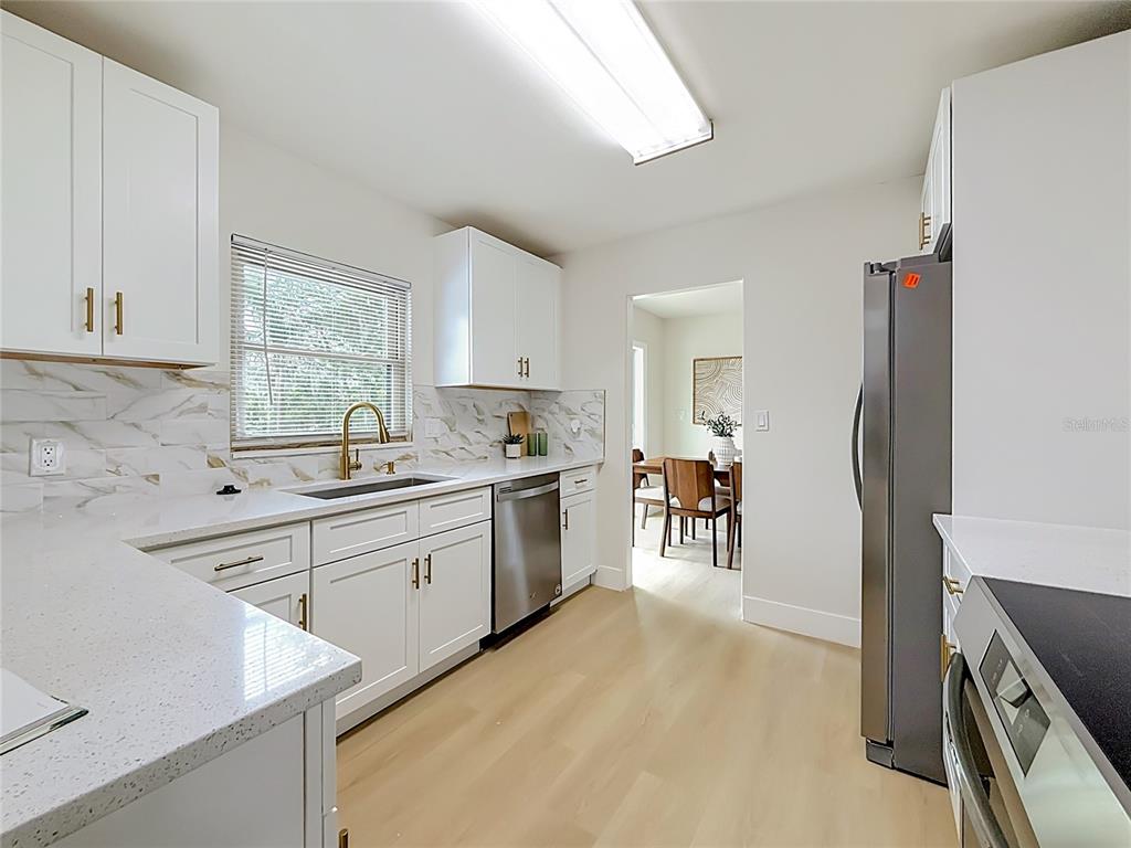 516 South Exeter Street Eustis, FL 32726 - Photo 13 of 68