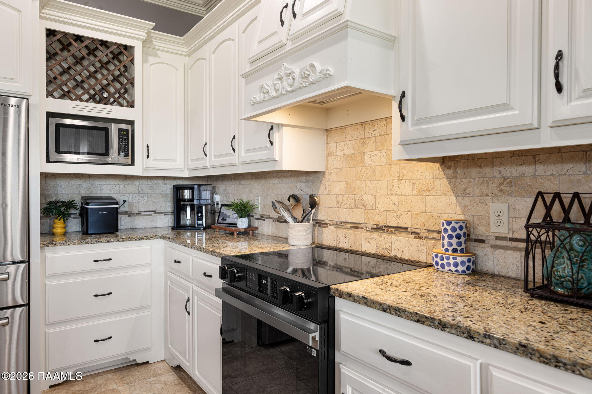 107 Westridge Drive Broussard, LA 70518 - Photo 13 of 28 15-web-or-mls-107 Westridge Dr-13