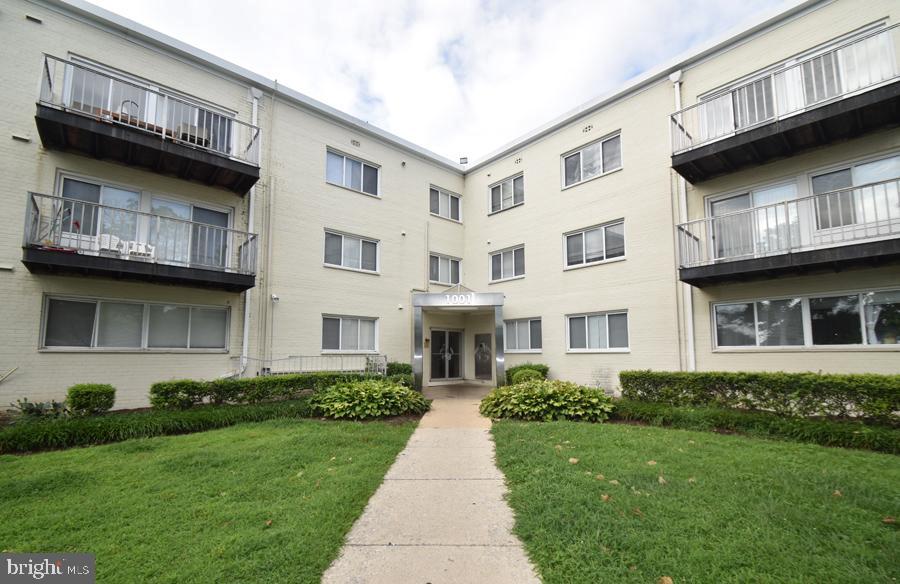1001 Chillum Road, Unit 218 Hyattsville, MD 20782 - Photo 1 of 12